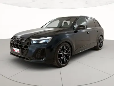 Usata Audi Q7 S-Line 286 CV (210 kW) 2025 Grigio waitomo metallizzato SUV