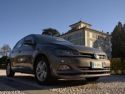 Grigio Usata 2019 VW Polo Berlina | 13.500 € (Buon prezzo)