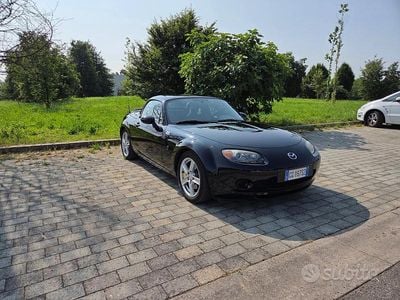 Usata Mazda MX5 126 CV (92 kW) 2022 Nero Cabrio