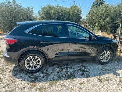 Usata Ford Kuga Titanium 120 CV (88 kW) 2020 Nero SUV