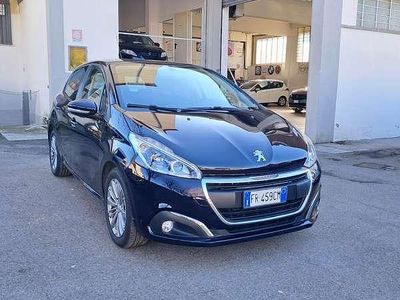 Usata Peugeot 208 Allure 95 CV (69 kW) 2013 Utilitaria