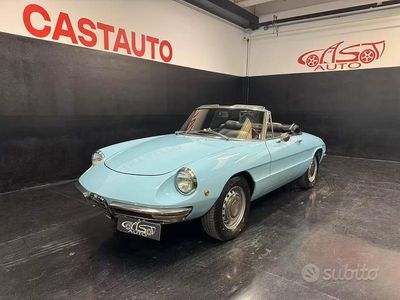 Usata Alfa Romeo Spider Veloce 118 CV (86 kW) 1960 Blu Cabrio