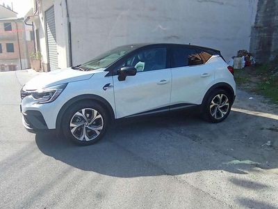 Usata Renault Captur RS Line 92 CV (67 kW) 2021 SUV