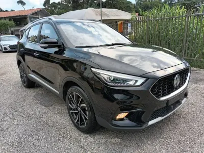 Usata MG ZS Luxury 106 CV (77 kW) 2024 Nero SUV