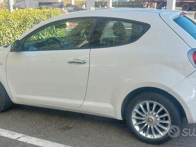 Gebraucht Alfa Romeo MiTo 70 PS (51 kW) 2015 Weiß Kleinwagen