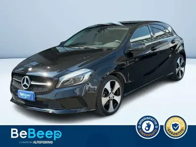 Usata Mercedes A180 109 CV (80 kW) 2016 Nero metallizzato Utilitaria