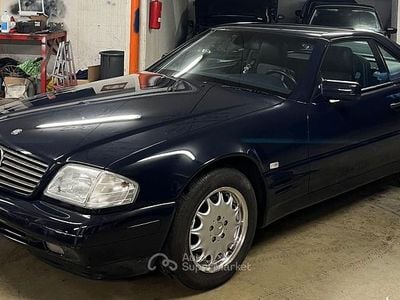 Usata Mercedes SL280 192 CV (141 kW) 1998 Blu Cabrio