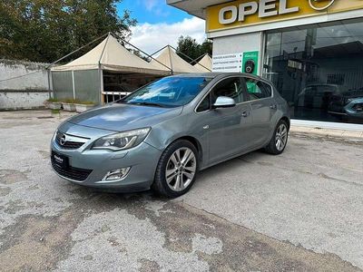 Grigio Usata 2010 Opel Astra Cosmo Berlina | 2900 € (Ottimo prezzo)