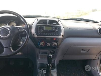 Usata Toyota RAV4 2003 SUV