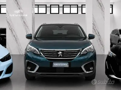 Usata Peugeot 5008 Business-Line 131 CV (96 kW) 2019 Blu/azzurro Monovolume