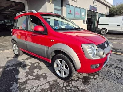 Rosso Usata 2010 Fiat Panda 4x4 Cross Utilitaria | 6900 € (Buon prezzo)