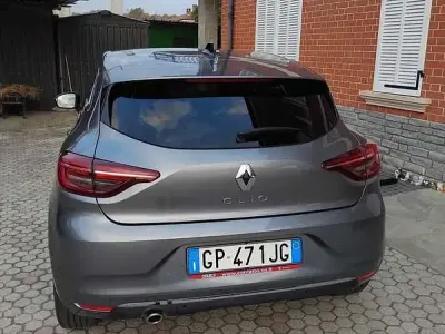 Usata Renault Clio V Techno 101 CV (74 kW) 2023 Berlina