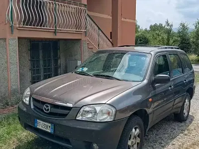 Usata Mazda Tribute 124 CV (91 kW) 2001 Grigio SUV
