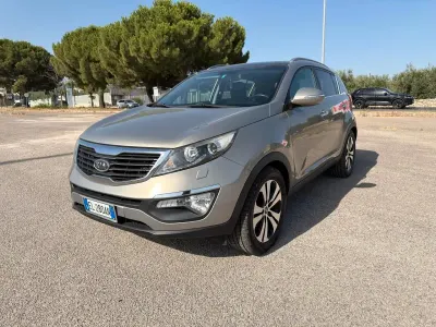 Usata Kia Sportage Plus 116 CV (85 kW) 2012 Oro SUV