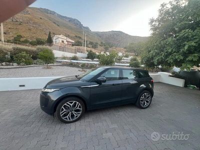 Usata Land Rover Range Rover evoque 2023 Grigio SUV