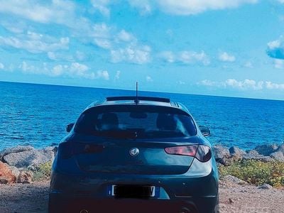 Usata Alfa Romeo Giulietta 130 CV (95 kW) 2014 Grigio Berlina