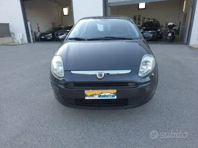 Usata Fiat Punto Evo Dynamic 90 CV (66 kW) 2010 Grigio Utilitaria