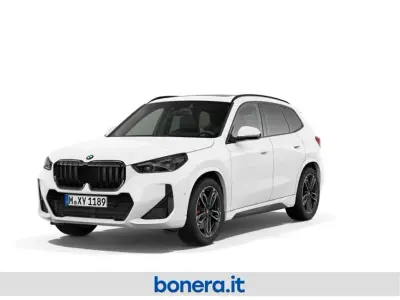 Nuova BMW X1 M Sport 163 CV (119 kW) 2026 Alpin white pastello SUV