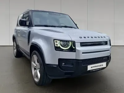 Usata Land Rover Defender HSE Dynamic 249 CV (183 kW) 2023 Hakuba silver SUV