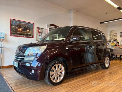 Usata Daihatsu Materia HIRO 103 CV (75 kW) 2008 Rosso Monovolume