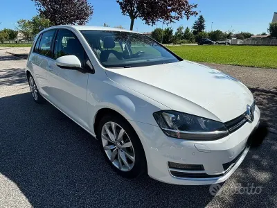 Usata VW Golf VII Highline 116 CV (85 kW) 2017 Bianco Berlina