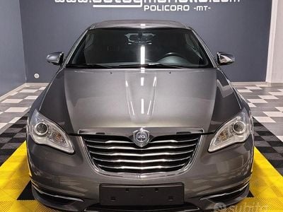 Usata Lancia Flavia 170 CV (125 kW) 2012 Grigio Cabrio