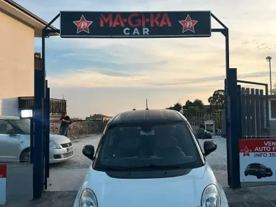 Usata Fiat 500L Living 84 CV (61 kW) 2015 Bianco Monovolume