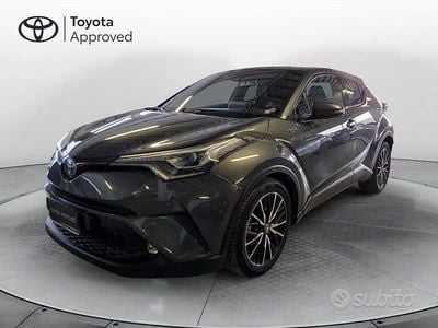 Usata Toyota C-HR Lounge 122 CV (89 kW) 2018 Grigio SUV