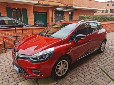 Usata Renault Clio GrandTour Life 90 CV (66 kW) 2019 Rosso Station wagon