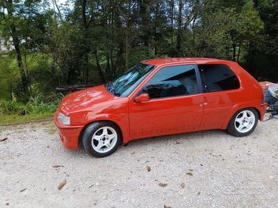 Usata Peugeot 106 98 CV (72 kW) 1995 Rosso Utilitaria