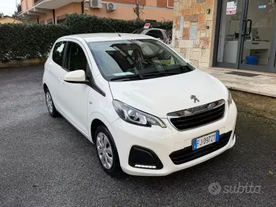 Usata Peugeot 108 Access 70 CV (51 kW) 2017 Bianco Utilitaria