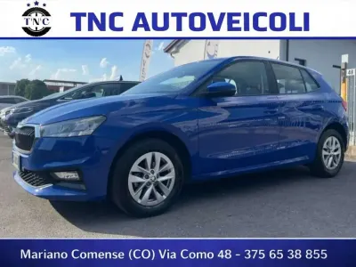 Usata Skoda Fabia Selection 95 CV (69 kW) 2024 Blu/azzurro Utilitaria
