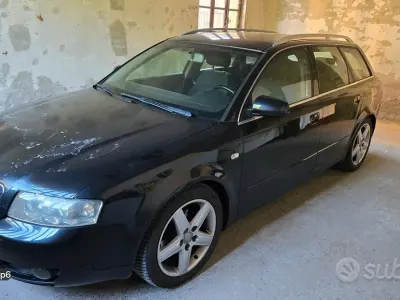 Usata Audi A4 Ambiente 131 CV (96 kW) 2004 Nero Station wagon