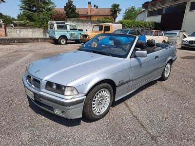Usata BMW 320 Cabriolet Efficient Dynamics 285 CV (209 kW) 1995 Argento Cabrio
