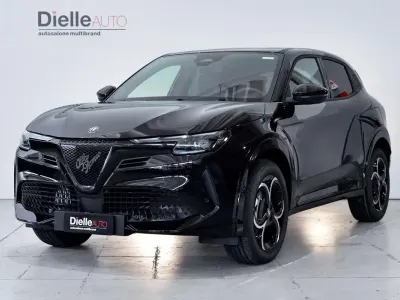 Nuova Alfa Romeo GT Junior Ti 145 CV (106 kW) 2026 Nero pastello SUV