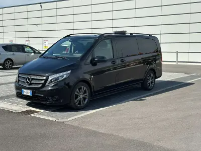 Usata Mercedes Vito 190 CV (139 kW) 2018 Nero Furgone