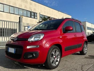 Usata Fiat Panda Lounge 95 CV (69 kW) 2016 Rosso Utilitaria