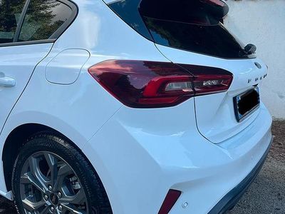 Usata Ford Focus ST-Line 125 CV (91 kW) 2023 Bianco Berlina
