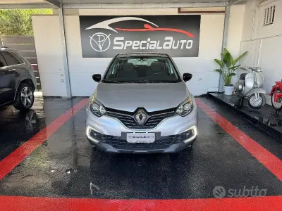 Usata Renault Captur Bose Edition 90 CV (66 kW) 2018 Grigio SUV