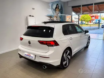 Usata VW Golf VIII Style 245 CV (180 kW) 2024 Bianco Berlina