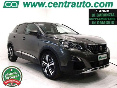 Usata Peugeot 3008 Allure 131 CV (96 kW) 2020 Verde scuro SUV