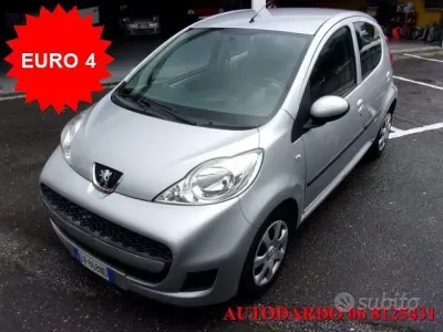 Gebraucht Peugeot 107 68 PS (50 kW) 2009 Grau Kleinwagen