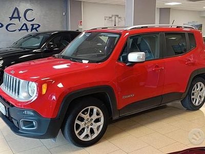 Usata Jeep Renegade Limited 140 CV (102 kW) 2016 Rosso SUV