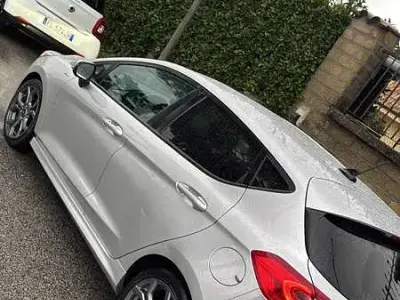 Begagnad Ford Fiesta ST-Line 86 HK (63 kW) 2020 Halvkombi