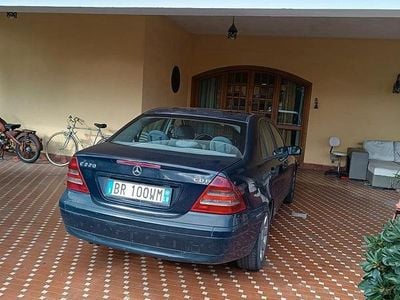 Mercedes C200