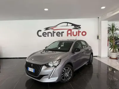 Usata Peugeot 208 Allure 101 CV (74 kW) 2022 Other Utilitaria