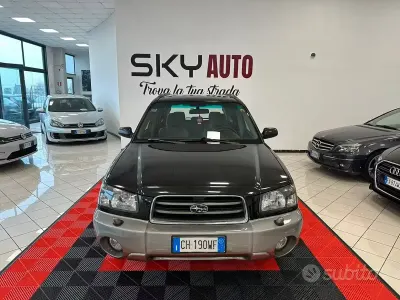 Usata Subaru Forester 125 CV (91 kW) 2003 Nero SUV