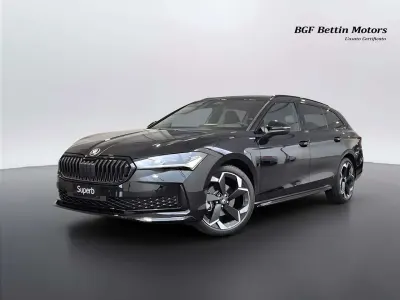 Nuova Skoda Superb SportLine 150 CV (110 kW) 2026 Nero ebano metallizzato Station wagon
