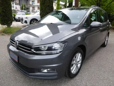 Usata VW Touran Comfortline 110 CV (80 kW) 2016 Grigio Monovolume