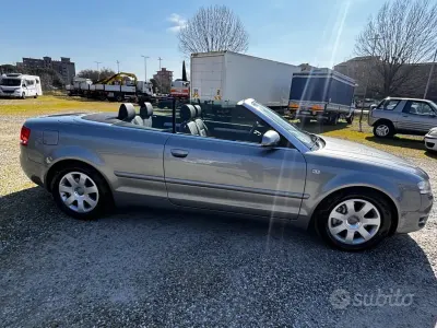 Usata Audi A4 233 CV (171 kW) 2006 Grigio Cabrio